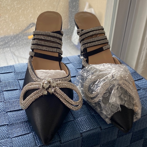 Mach & Mach Copy Double Bow Black Pumps Size 38 - Picture 3 of 5